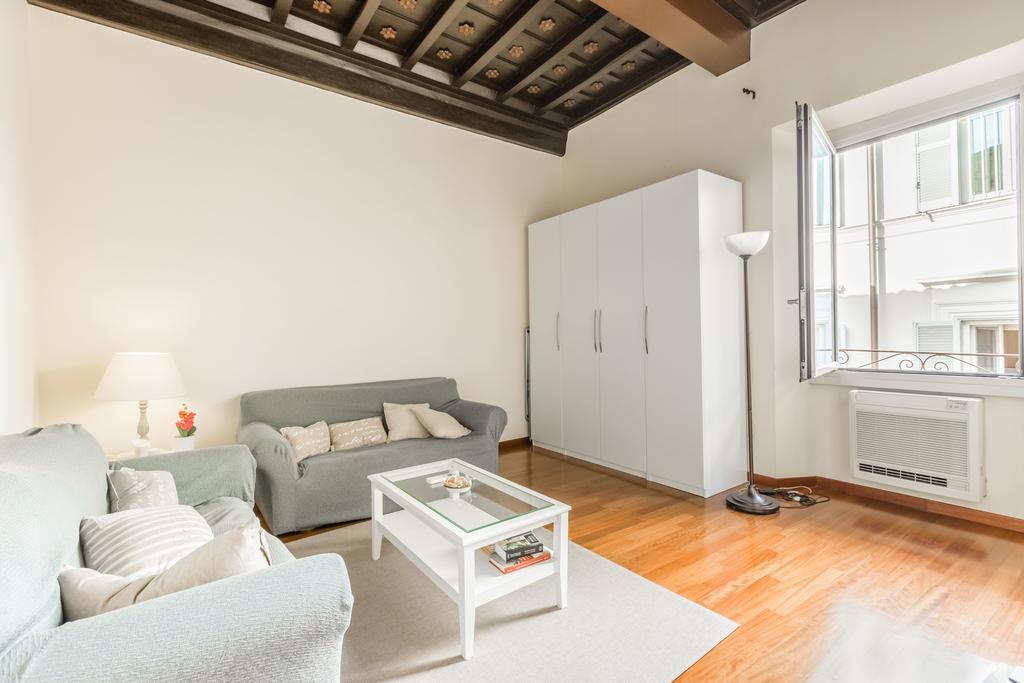 Navona Bernini Lodge โรม ภายนอก รูปภาพ